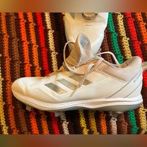 Adidas Icon 7 metal baseball cleat